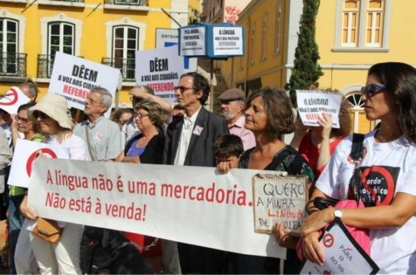 Acordo é encarado como uma imposição da versão brasileira da língua e uma ameaça real a um dos símbolos de maior orgulho do país europeu (Foto: Ivo Miguel Barroso/ Acervo pessoal)