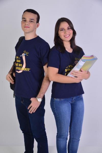 Felipe e Milena estudam no mesmo colégio e tiraram nota máxima na redação do Enem (FOTO: Divulgação)