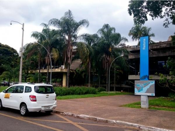 Fachada da reitoria da Universidade de Brasília (UnB) (Foto: Mateus Rodrigues/G1)